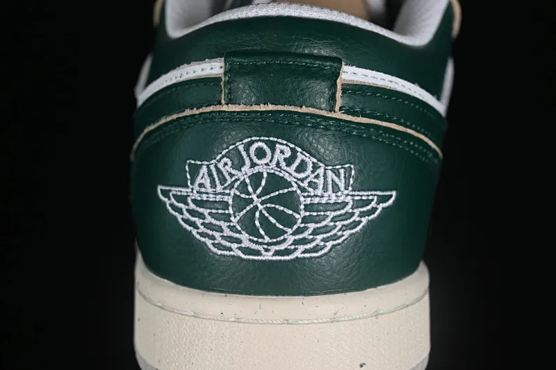 All categories Air Jordan Jordan series basketball shoes Air Jordan 1 Low Z version Air Jordan 1 Low AJ1 Joe 1 white and green low-top cultural casual sneakers FQ7687-300